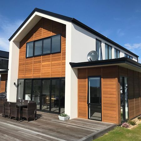 Luxury On Kapuka Villa วานากา ภายนอก รูปภาพ